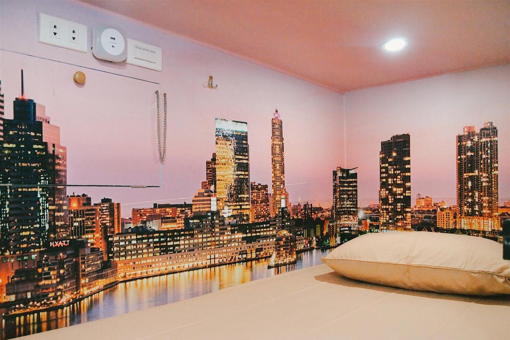 Готель Inap At Capsule Thamrin Джакарта Екстер'єр фото